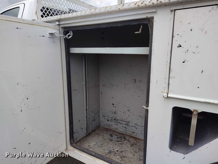 image for item DP5051 2015 RAM 5500 bucket truck