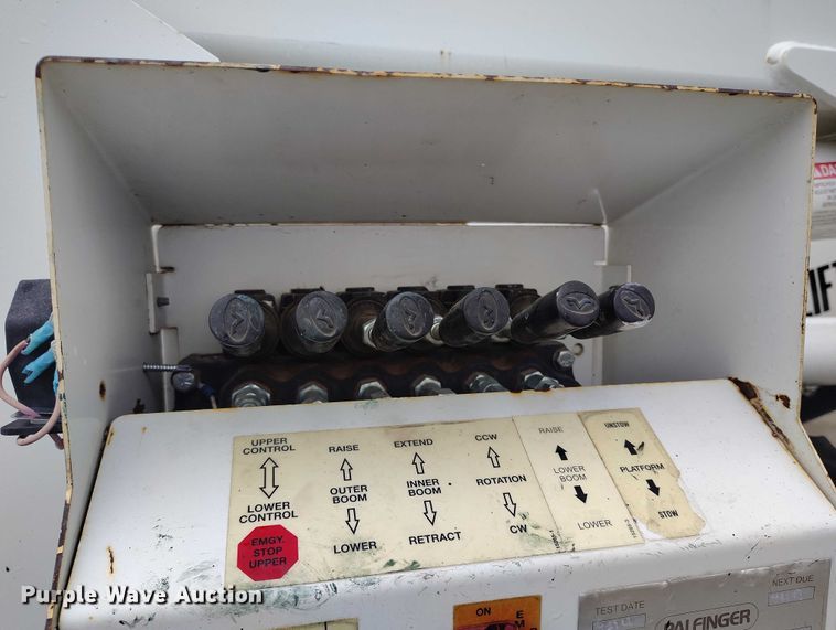 image for item DP5051 2015 RAM 5500 bucket truck