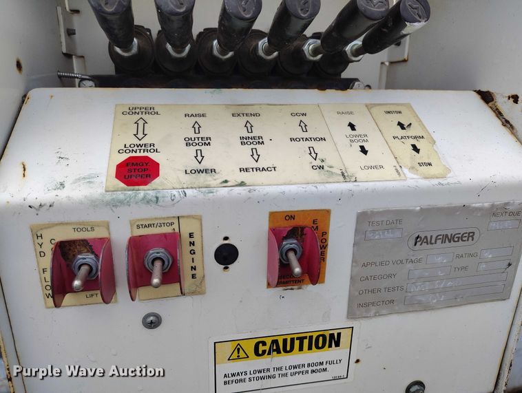 image for item DP5051 2015 RAM 5500 bucket truck