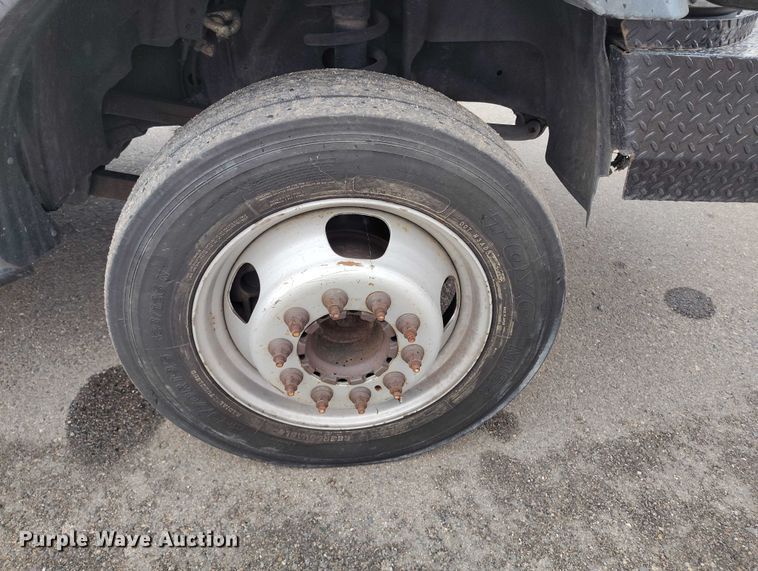 image for item DP5051 2015 RAM 5500 bucket truck