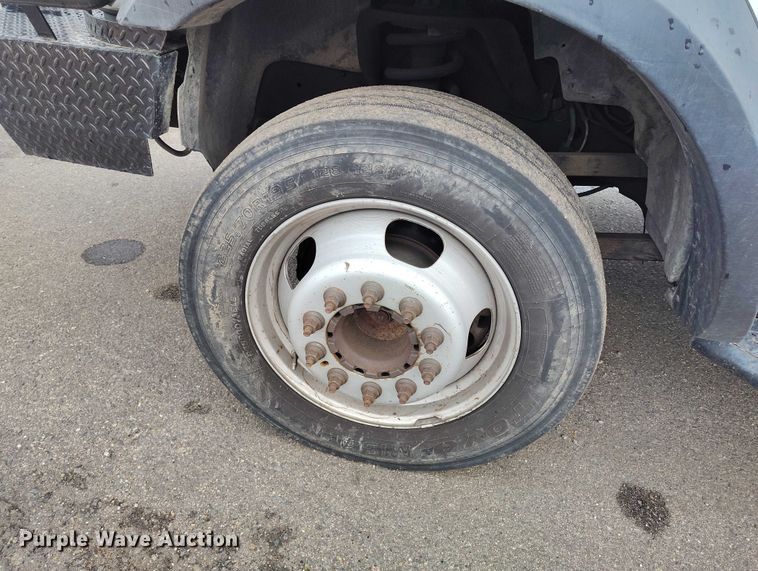 image for item DP5051 2015 RAM 5500 bucket truck