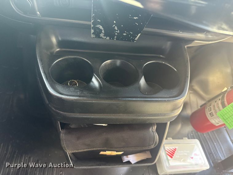 image for item DQ4126 2007 Chevrolet Express 3500 school bus