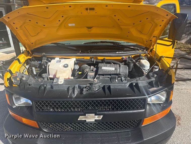 image for item DQ4126 2007 Chevrolet Express 3500 school bus