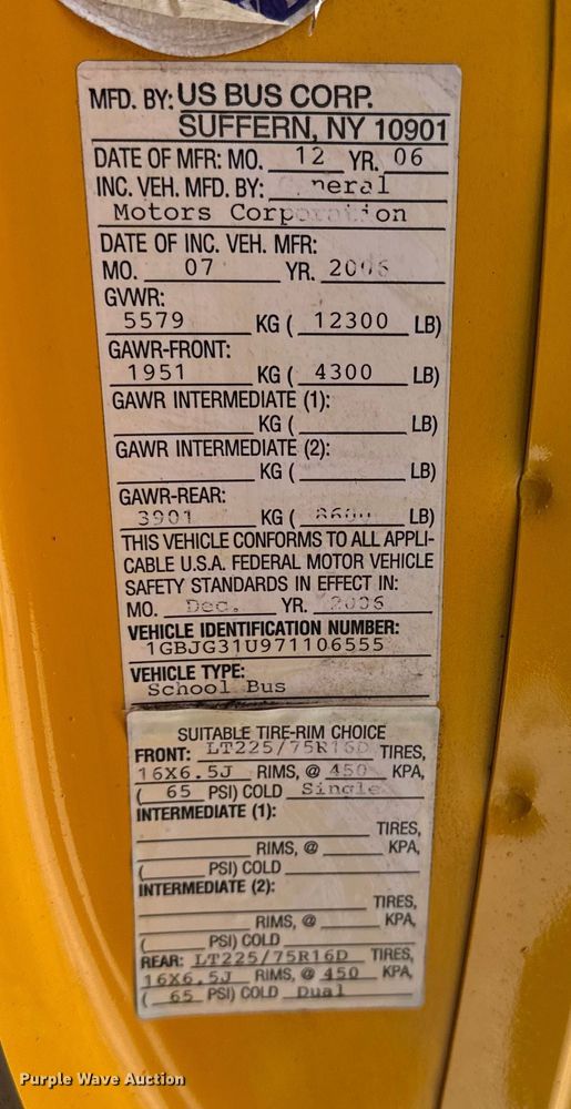 image for item DQ4126 2007 Chevrolet Express 3500 school bus