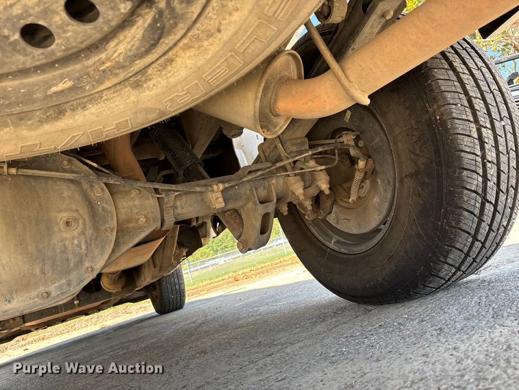 image for item DU1371 2016 Chevrolet  Silverado 1500 pickup truck