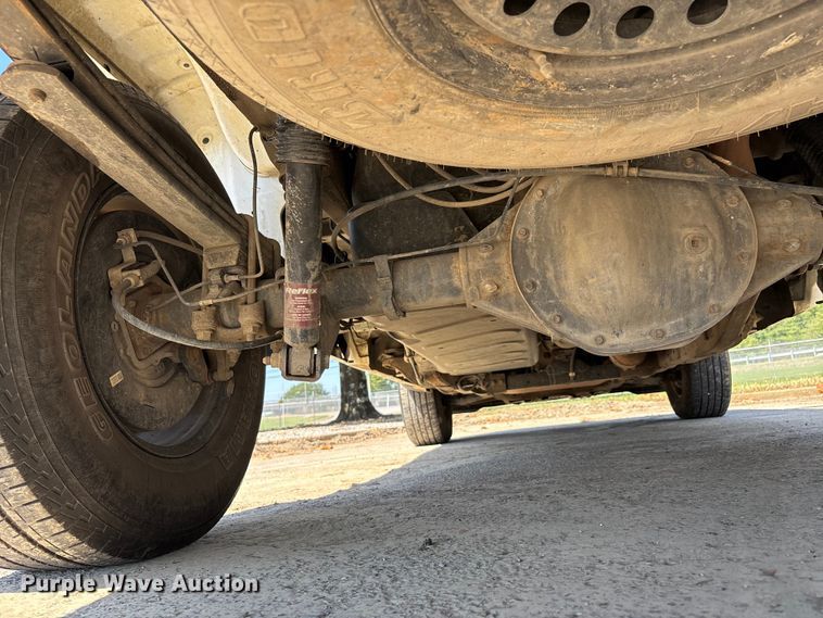 image for item DU1371 2016 Chevrolet  Silverado 1500 pickup truck