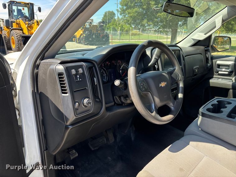 image for item DU1371 2016 Chevrolet  Silverado 1500 pickup truck