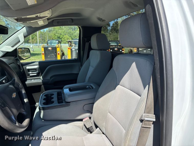 image for item DU1371 2016 Chevrolet  Silverado 1500 pickup truck