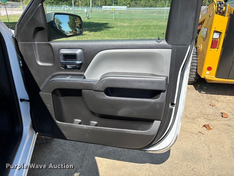 image for item DU1371 2016 Chevrolet  Silverado 1500 pickup truck