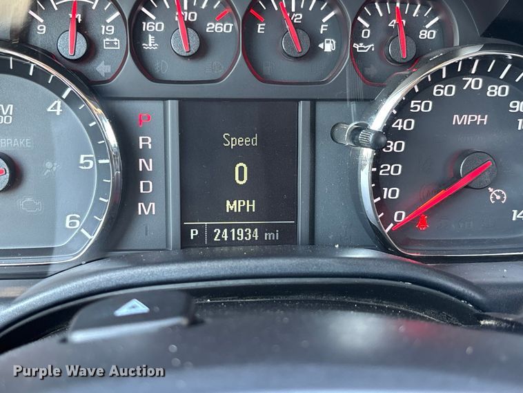 image for item DU1371 2016 Chevrolet  Silverado 1500 pickup truck