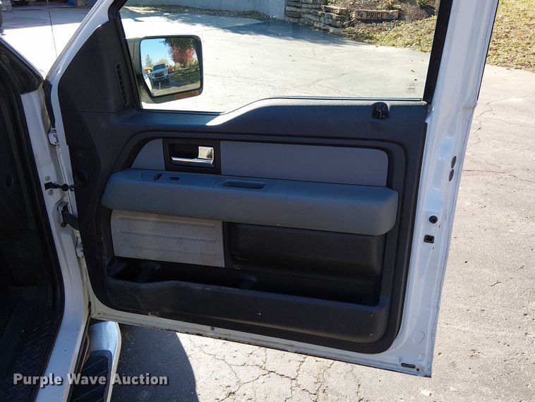 image for item DU3738 2014 Ford F150 SuperCab pickup truck