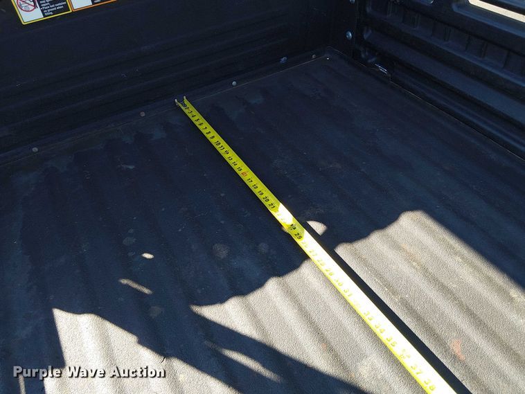 image for item DU3739 2019 John Deere Gator XUV 825M S4 utility vehicle