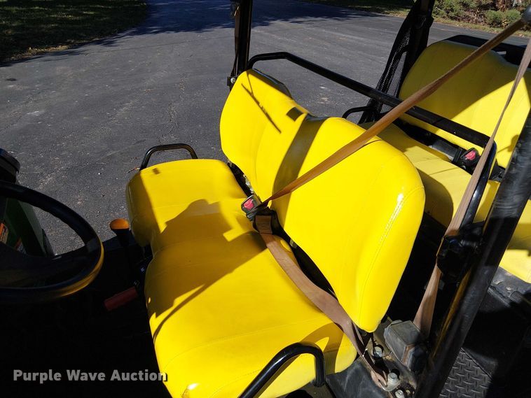 image for item DU3739 2019 John Deere Gator XUV 825M S4 utility vehicle