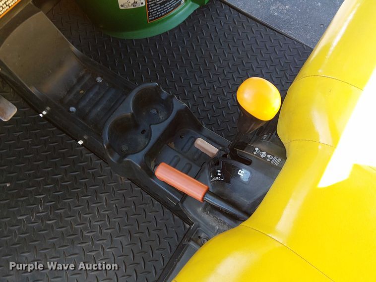 image for item DU3739 2019 John Deere Gator XUV 825M S4 utility vehicle