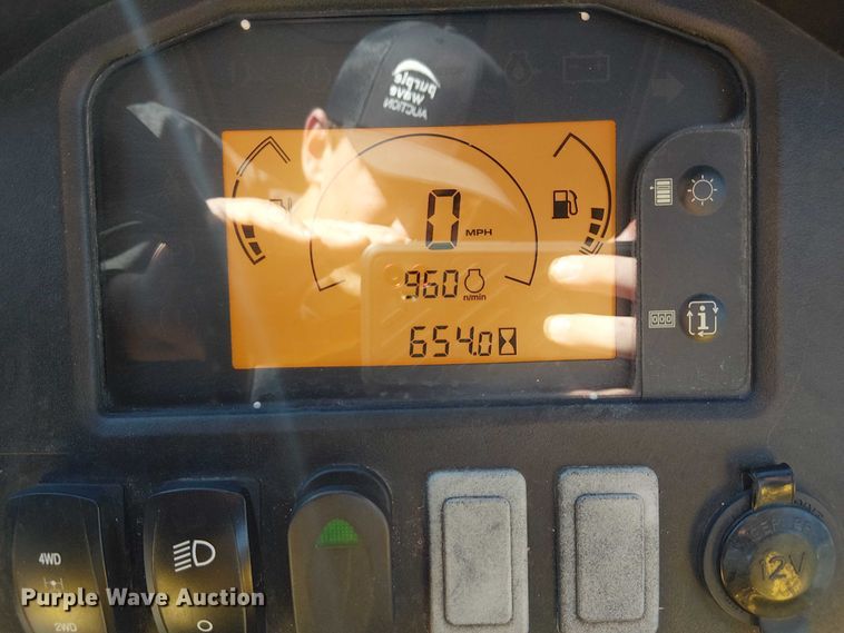 image for item DU3739 2019 John Deere Gator XUV 825M S4 utility vehicle