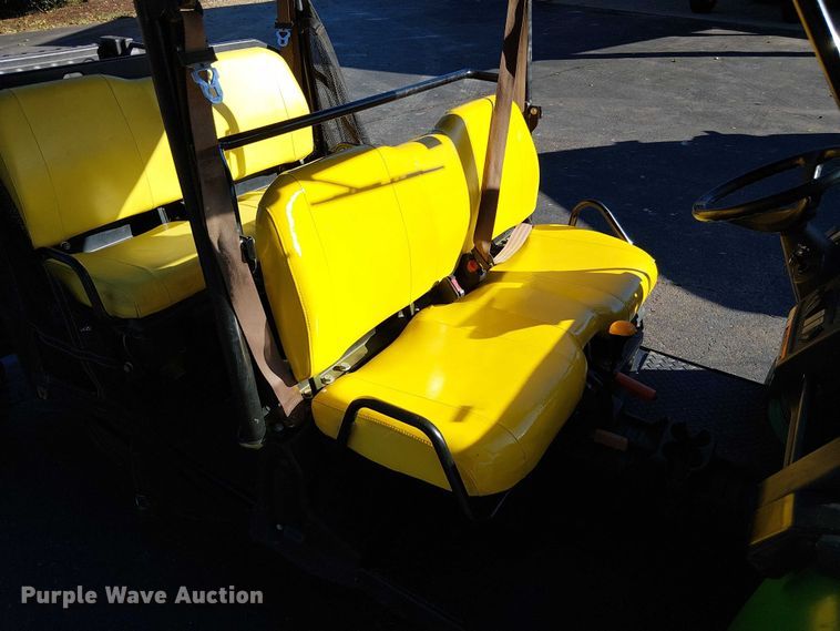 image for item DU3739 2019 John Deere Gator XUV 825M S4 utility vehicle