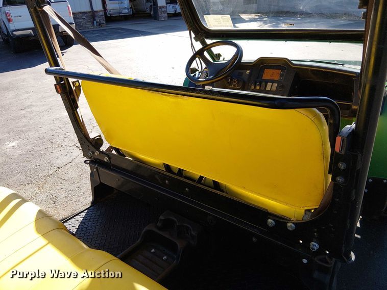 image for item DU3739 2019 John Deere Gator XUV 825M S4 utility vehicle