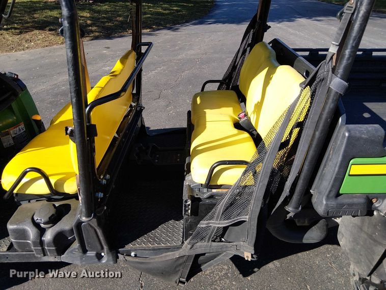 image for item DU3739 2019 John Deere Gator XUV 825M S4 utility vehicle
