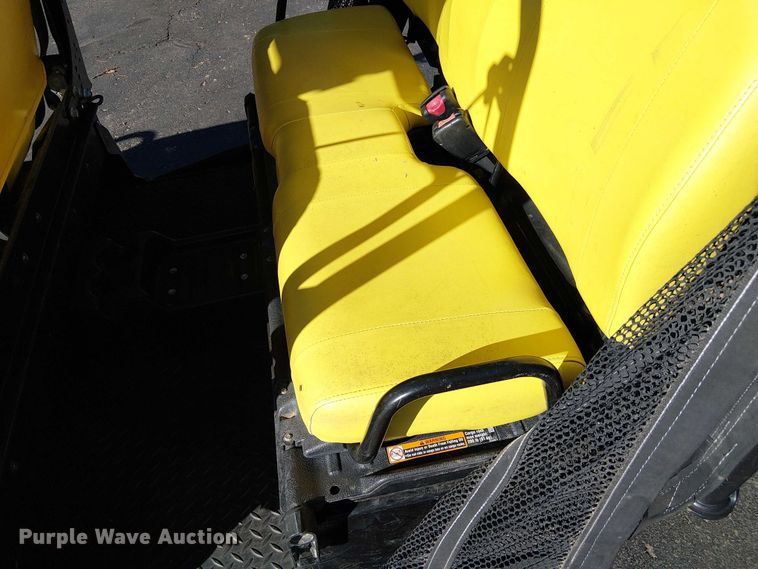 image for item DU3739 2019 John Deere Gator XUV 825M S4 utility vehicle