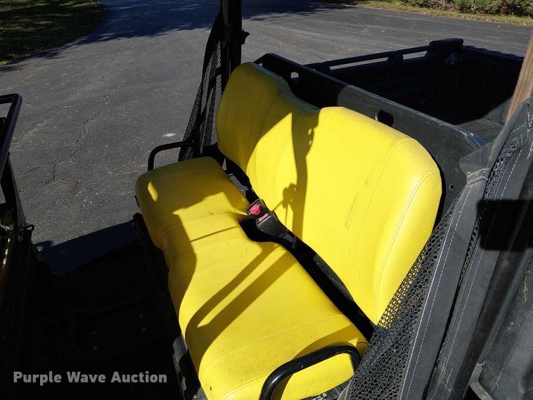 image for item DU3739 2019 John Deere Gator XUV 825M S4 utility vehicle