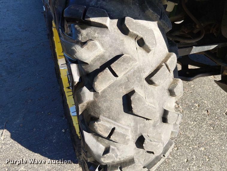 image for item DU3739 2019 John Deere Gator XUV 825M S4 utility vehicle