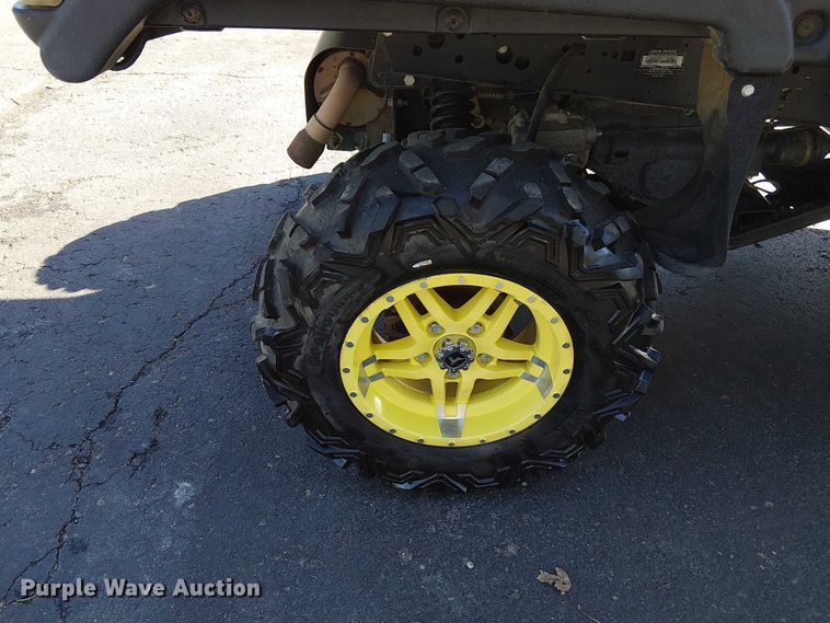 image for item DU3739 2019 John Deere Gator XUV 825M S4 utility vehicle