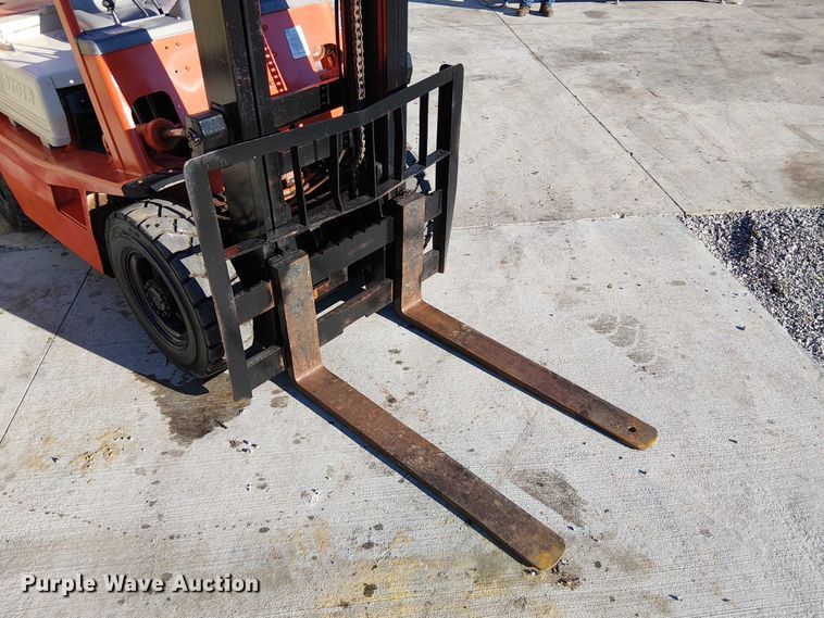 image for item DU3740 Toyota 4FGL20 forklift