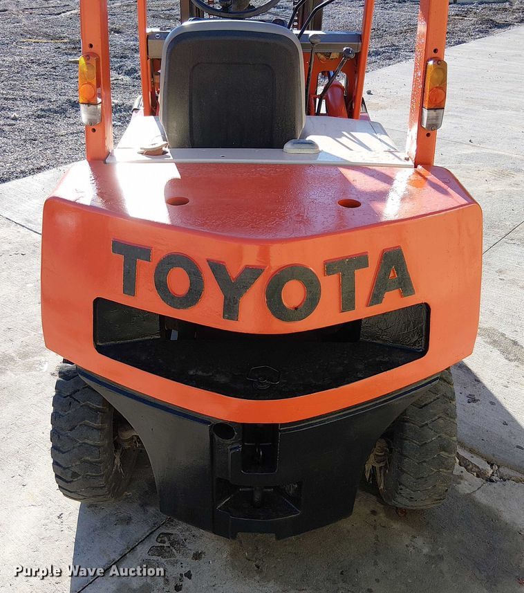 image for item DU3740 Toyota 4FGL20 forklift