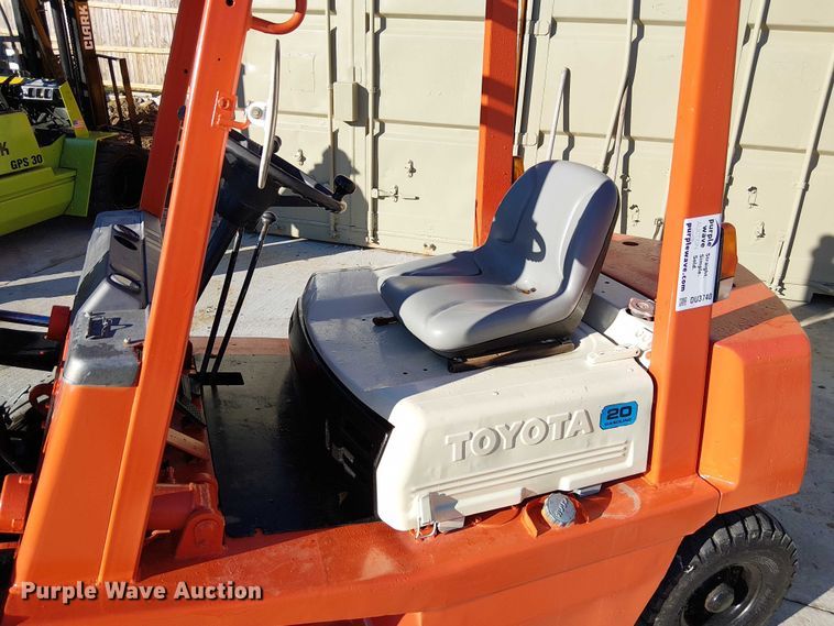 image for item DU3740 Toyota 4FGL20 forklift
