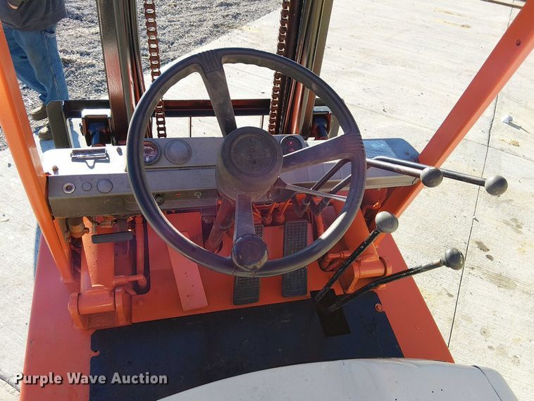 image for item DU3740 Toyota 4FGL20 forklift