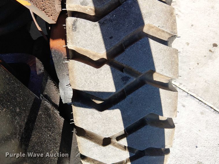 image for item DU3740 Toyota 4FGL20 forklift