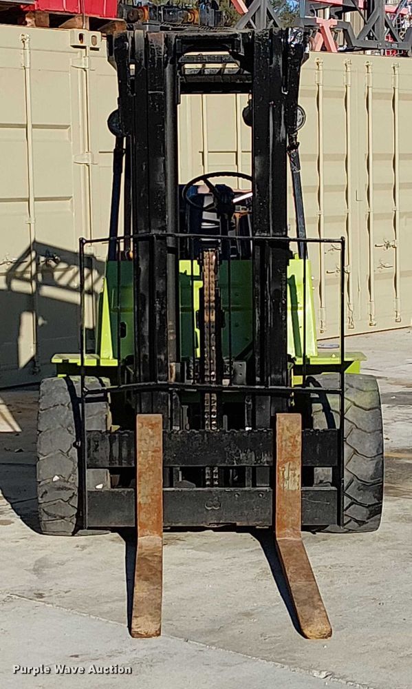 image for item DU3741 Clark GPS25I forklift