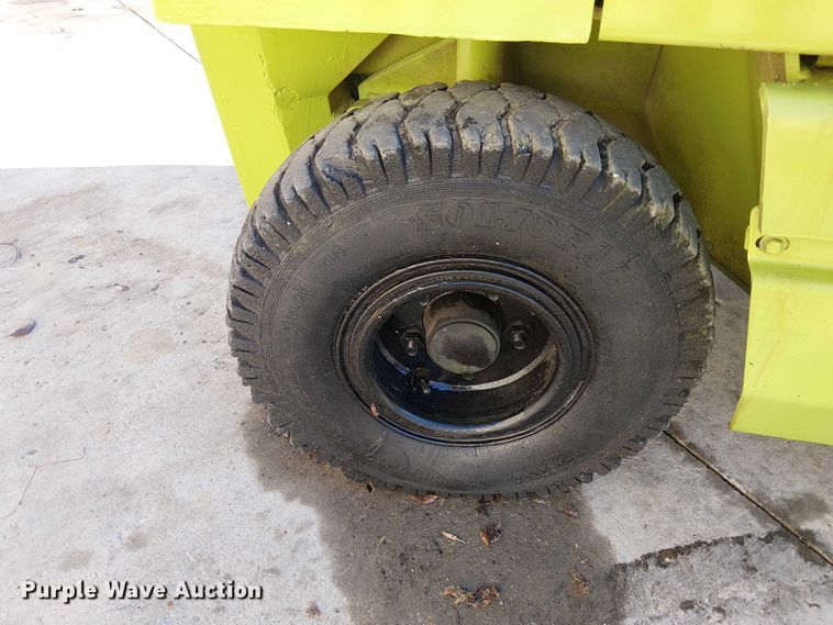 image for item DU3741 Clark GPS25I forklift