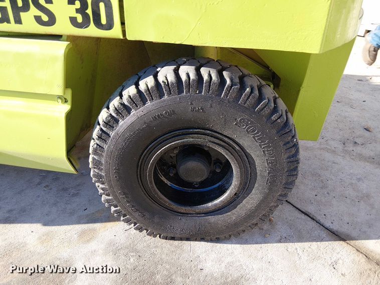 image for item DU3741 Clark GPS25I forklift