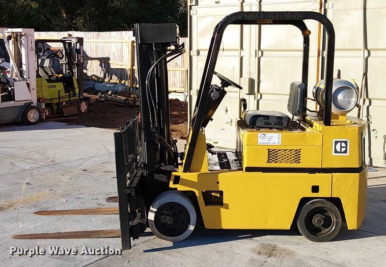 image for item DU3742 Caterpillar TC60DSA forklift
