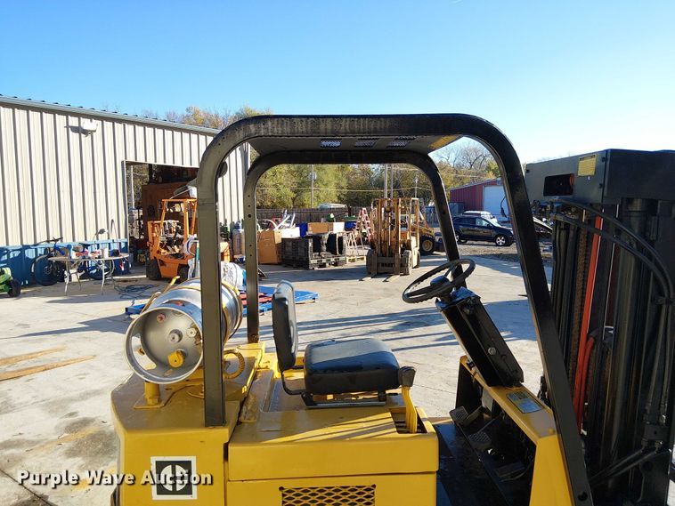 image for item DU3742 Caterpillar TC60DSA forklift