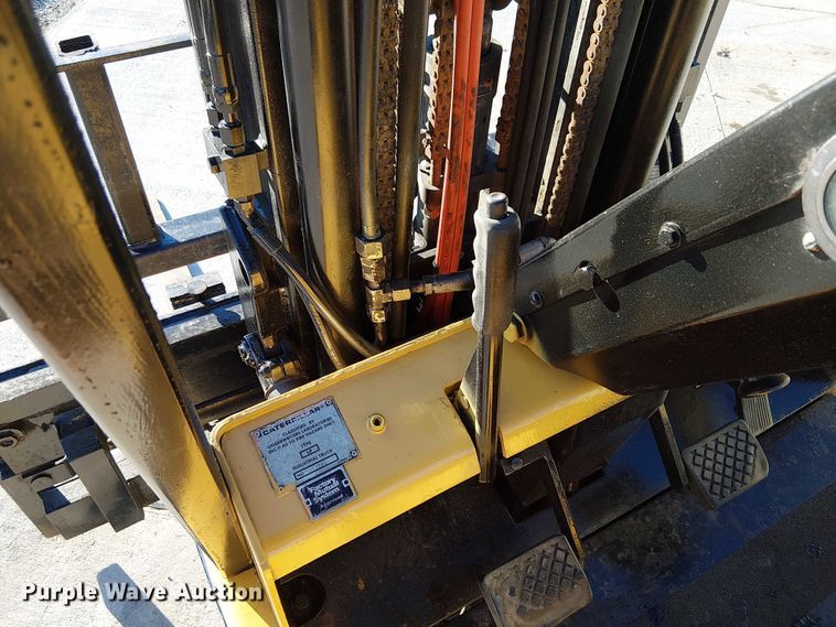 image for item DU3742 Caterpillar TC60DSA forklift