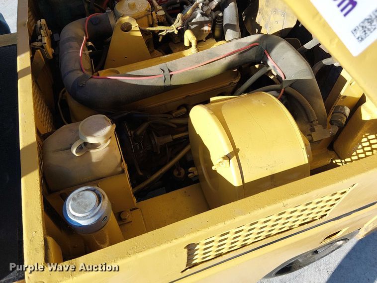 image for item DU3742 Caterpillar TC60DSA forklift