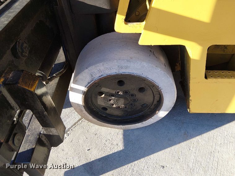 image for item DU3742 Caterpillar TC60DSA forklift