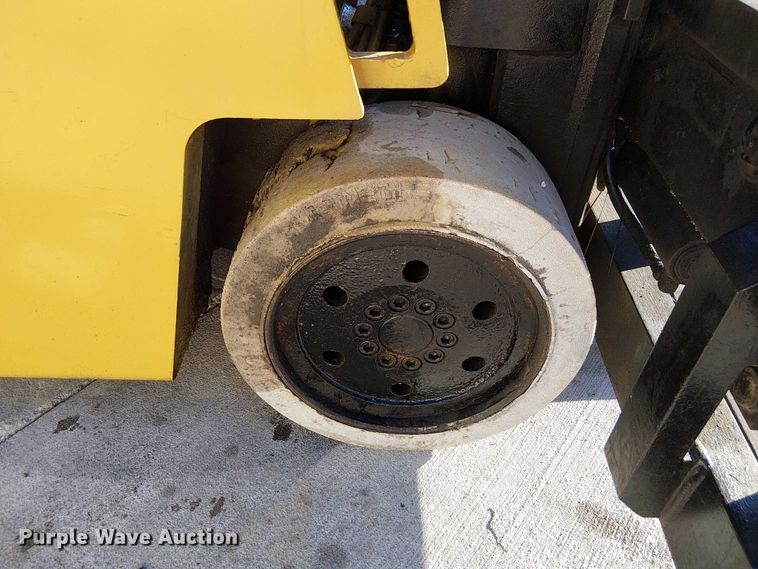 image for item DU3742 Caterpillar TC60DSA forklift