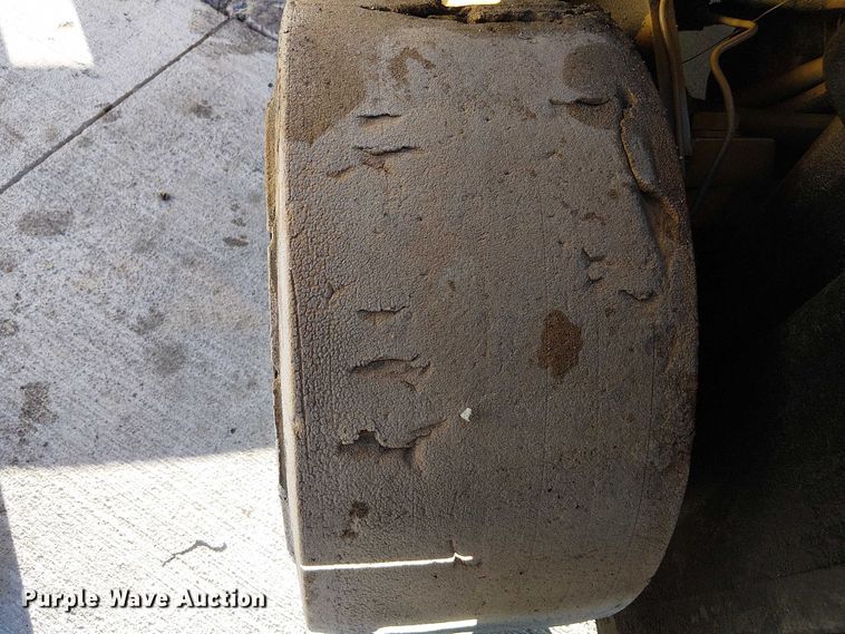 image for item DU3742 Caterpillar TC60DSA forklift