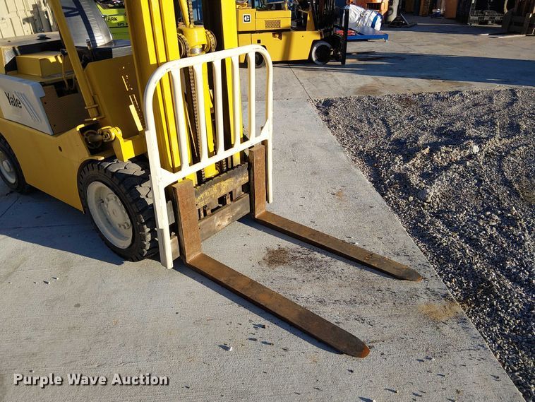 image for item DU3743 Yale G81P-050-SAT-074  forklift