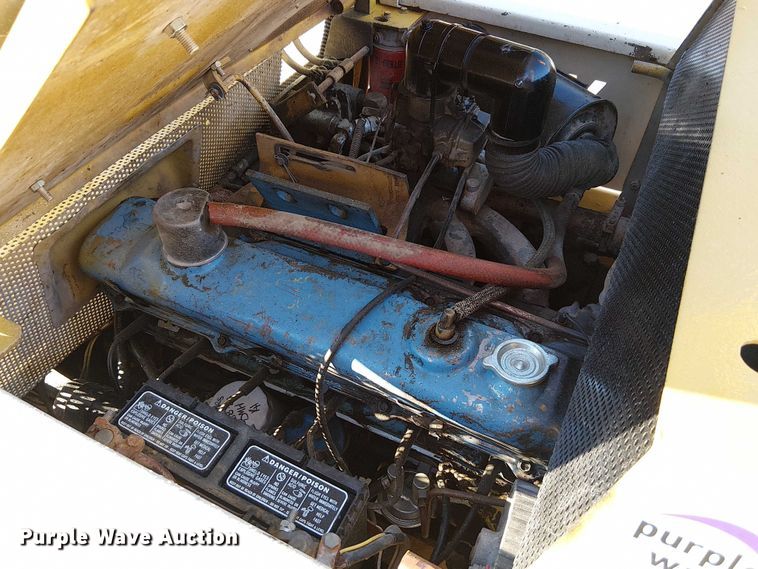 image for item DU3743 Yale G81P-050-SAT-074  forklift