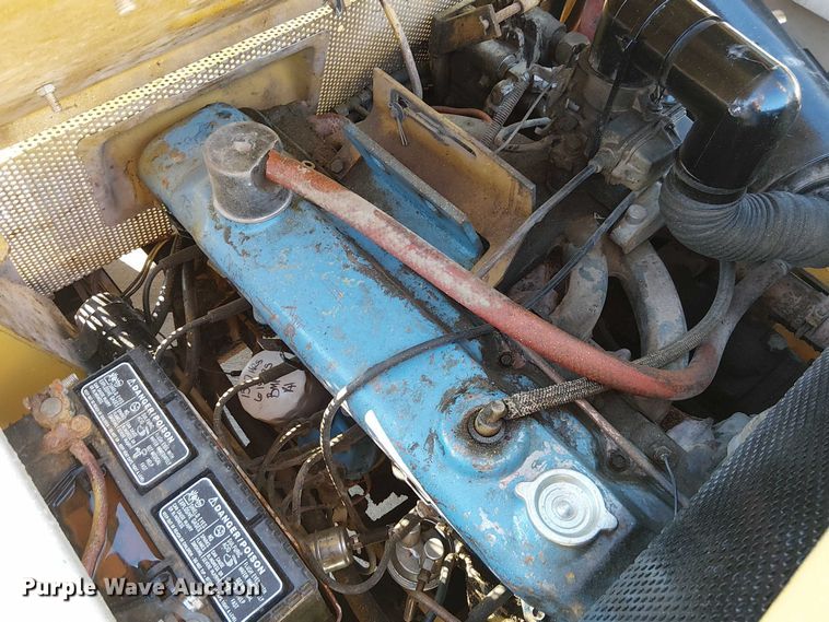 image for item DU3743 Yale G81P-050-SAT-074  forklift