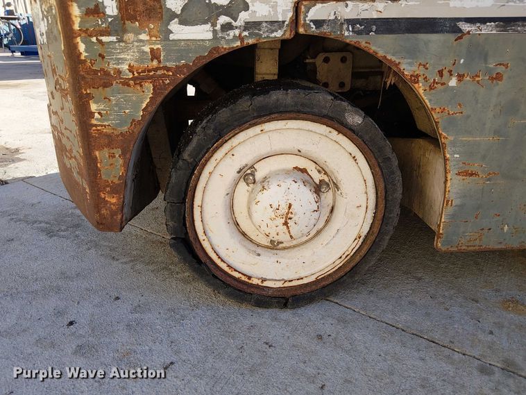 image for item DU3744 Allis Chalmers ACC55K L PS forklift