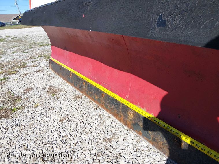 image for item DU3746 2005 Ford F350 flatbed pickup truck