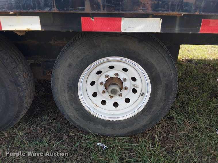 image for item DU3748 2013 Load Trail flatbed trailer