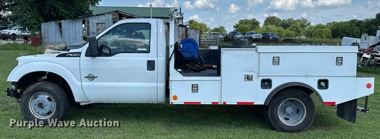 image for item DU9340 2012 Ford F350 Super Duty utility bed pickup truck