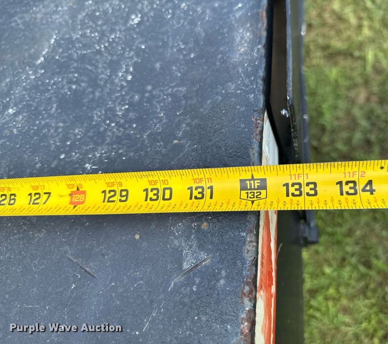 image for item DU9340 2012 Ford F350 Super Duty utility bed pickup truck