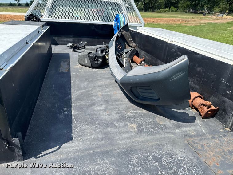 image for item DU9340 2012 Ford F350 Super Duty utility bed pickup truck